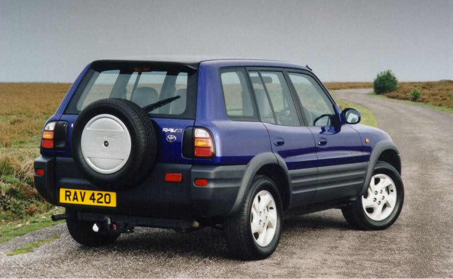 Hire a Rav 4 in Uganda